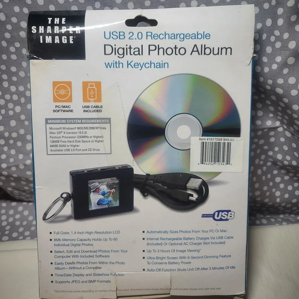 The Sharper Image USB Digital Photo Album Key Chain 60 Images 8Mb High Res-NEW